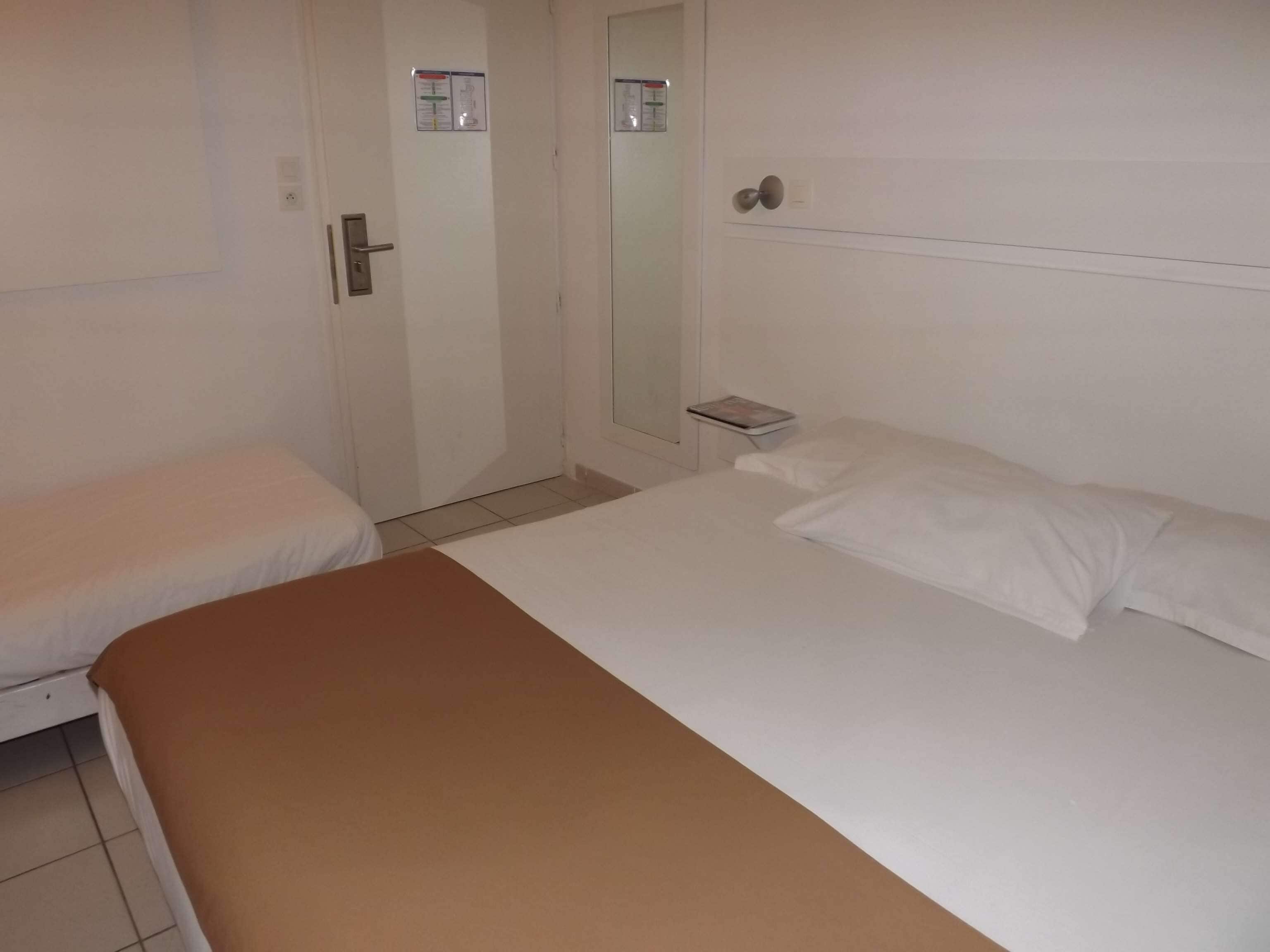 Kyriad Hotel Saintes