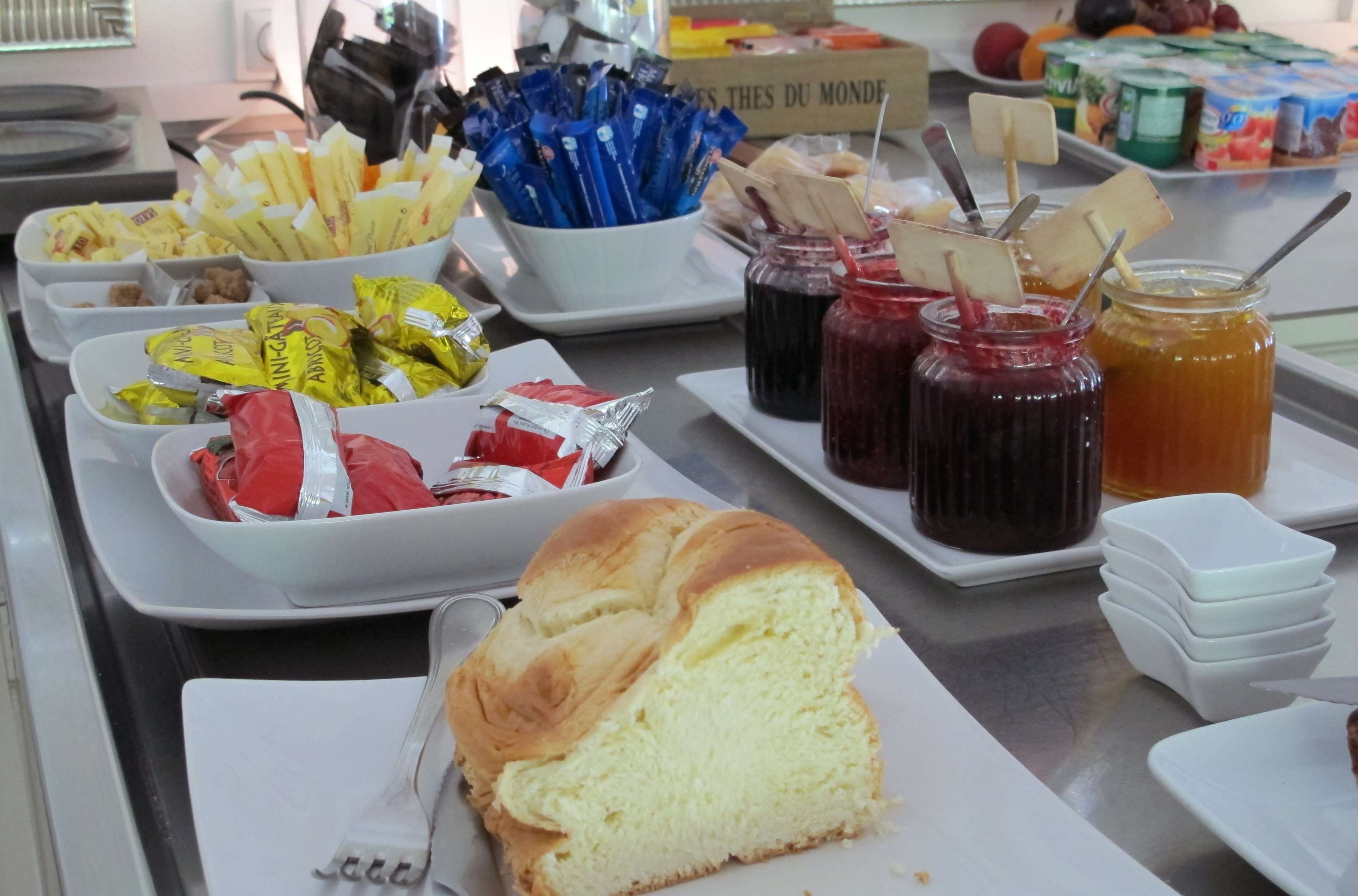 Kyriad Hotel Saintes