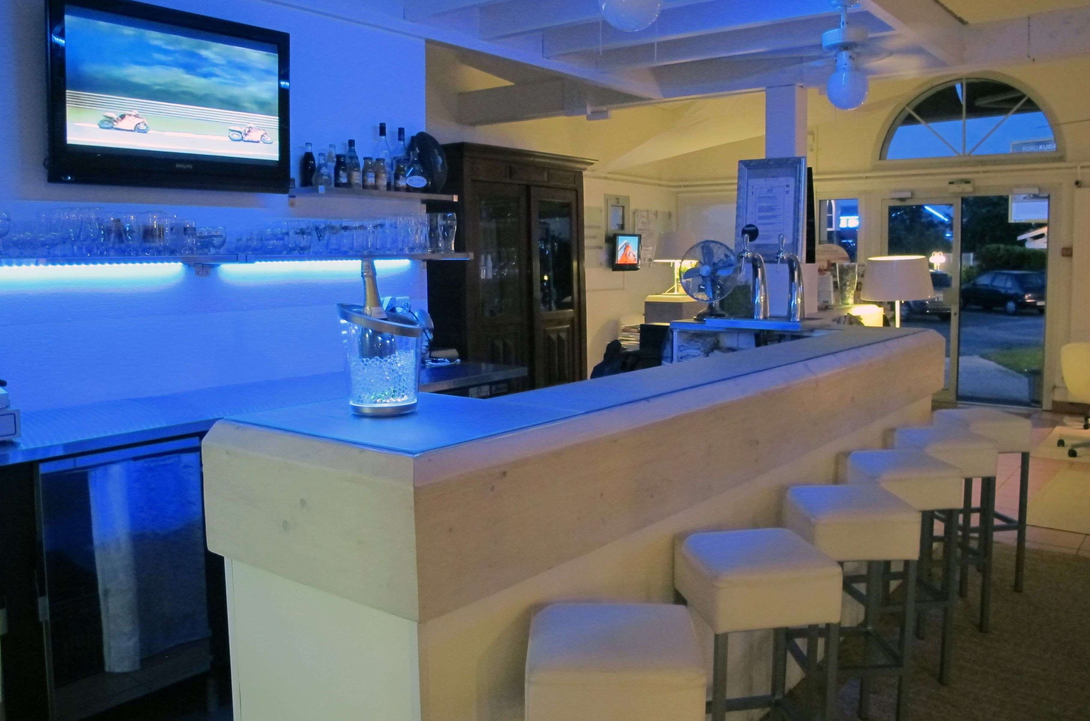 Kyriad Hotel Saintes