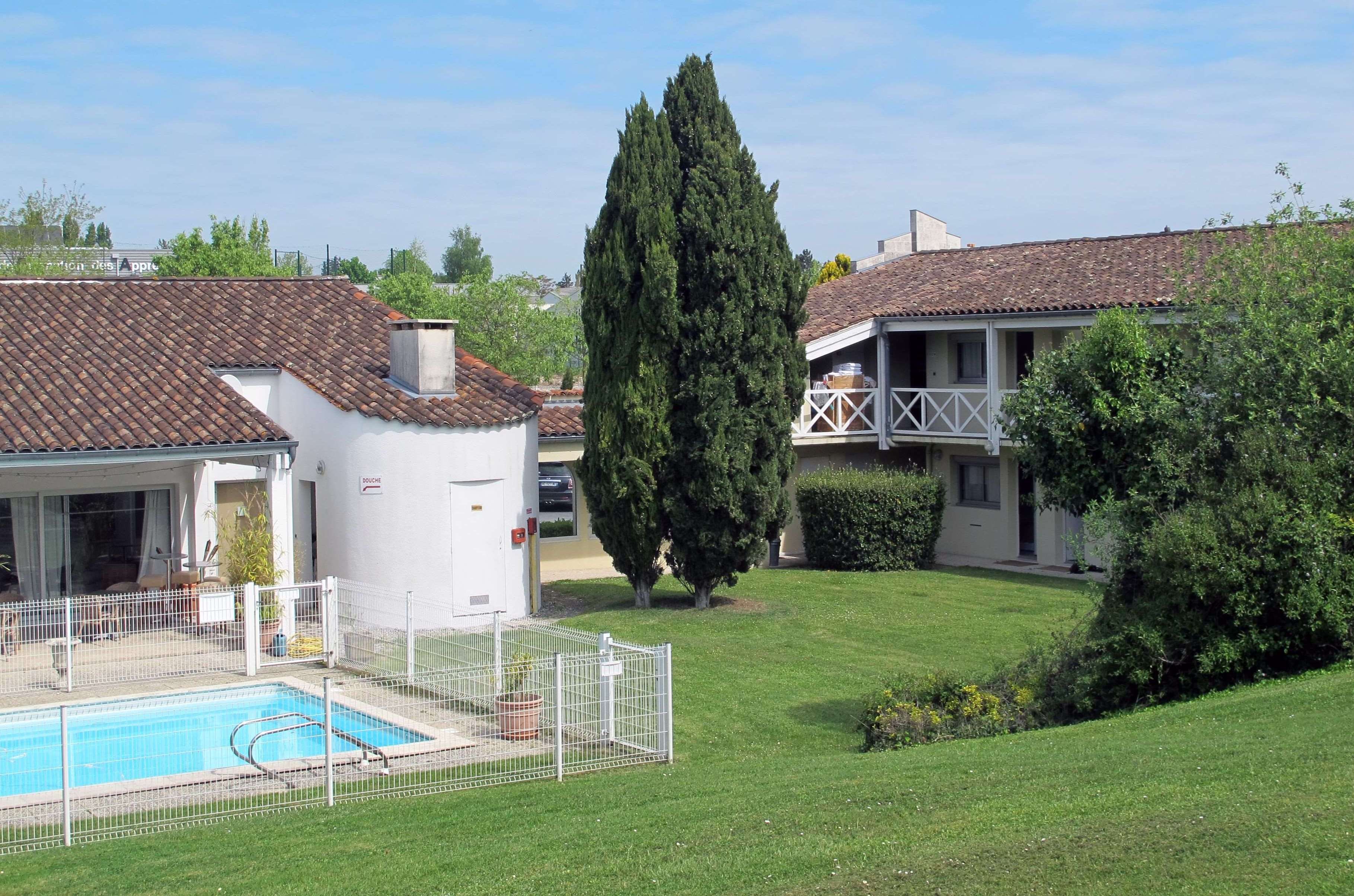 Kyriad Hotel Saintes