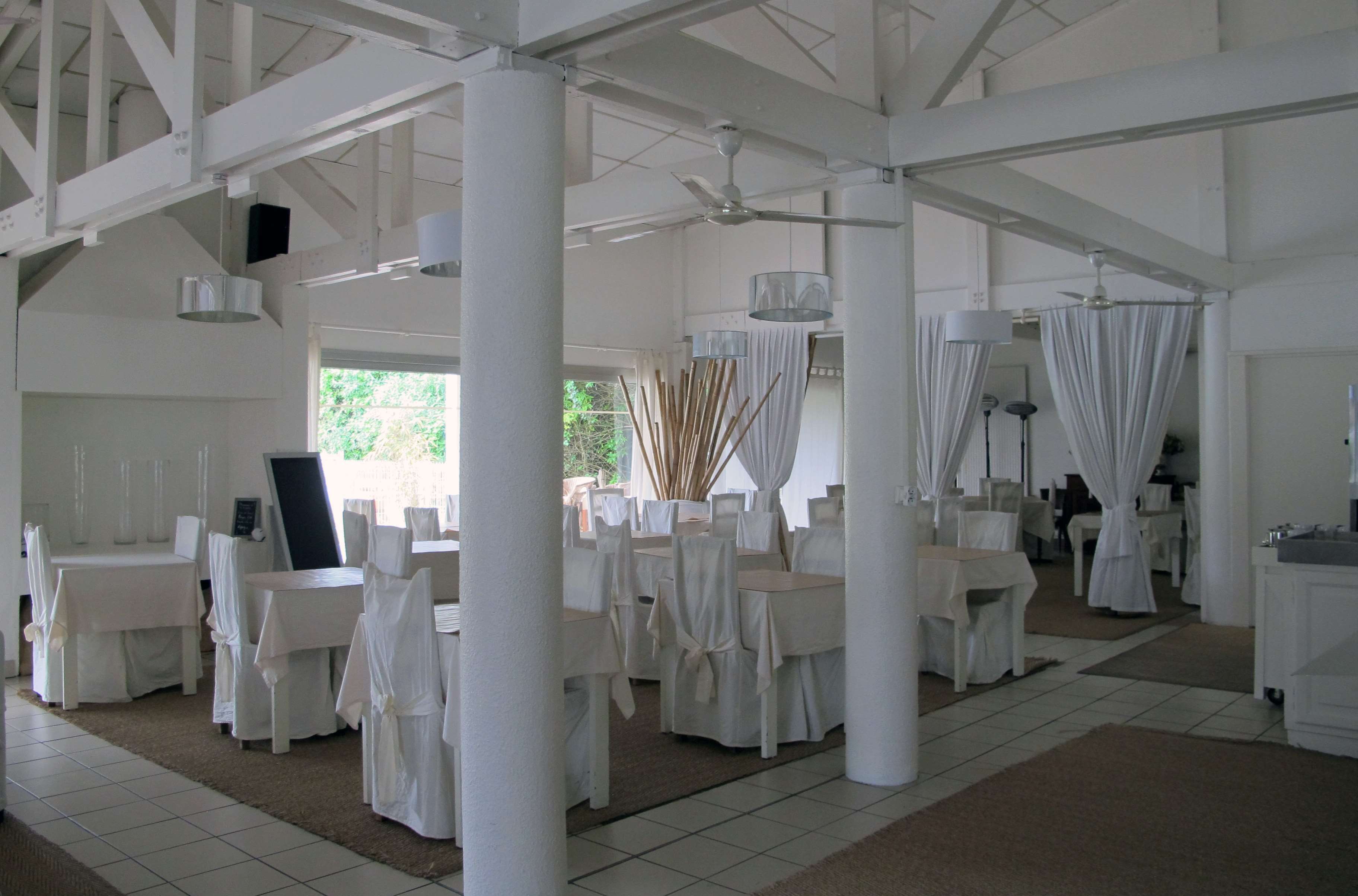 Kyriad Hotel Saintes