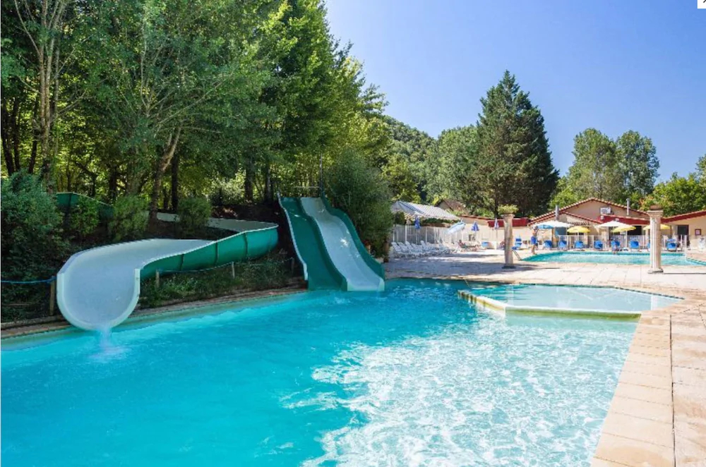 Camping Les Bo-Bains