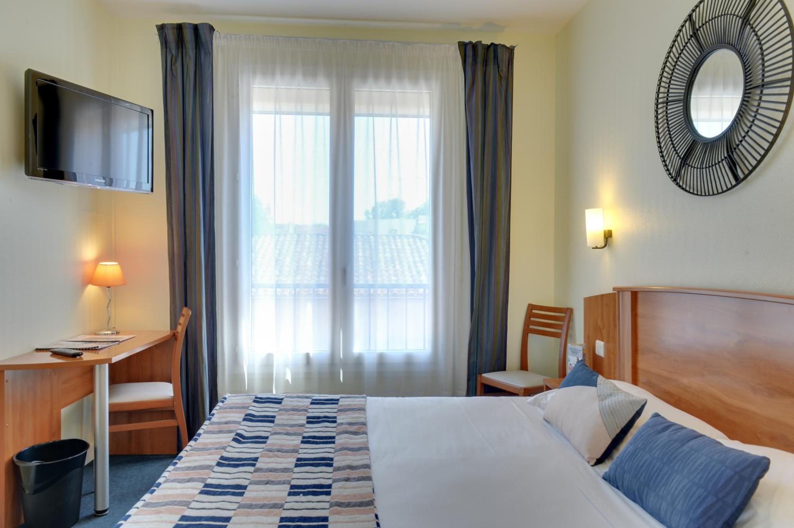 Brit Europ Hotel