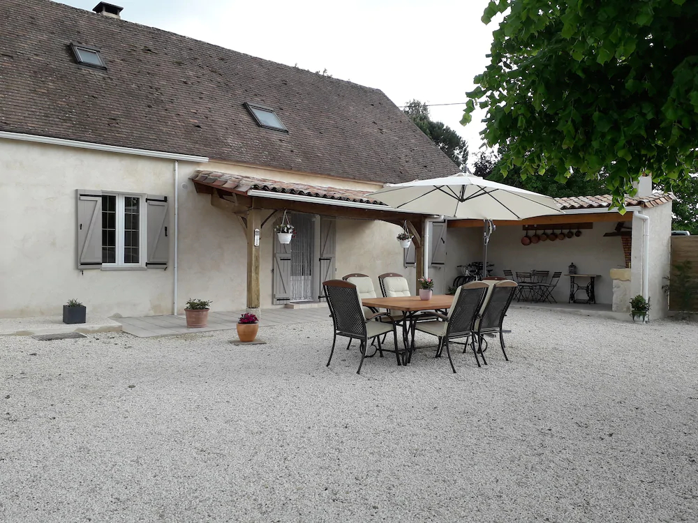 Gite Dans Le Perigord Pourpre