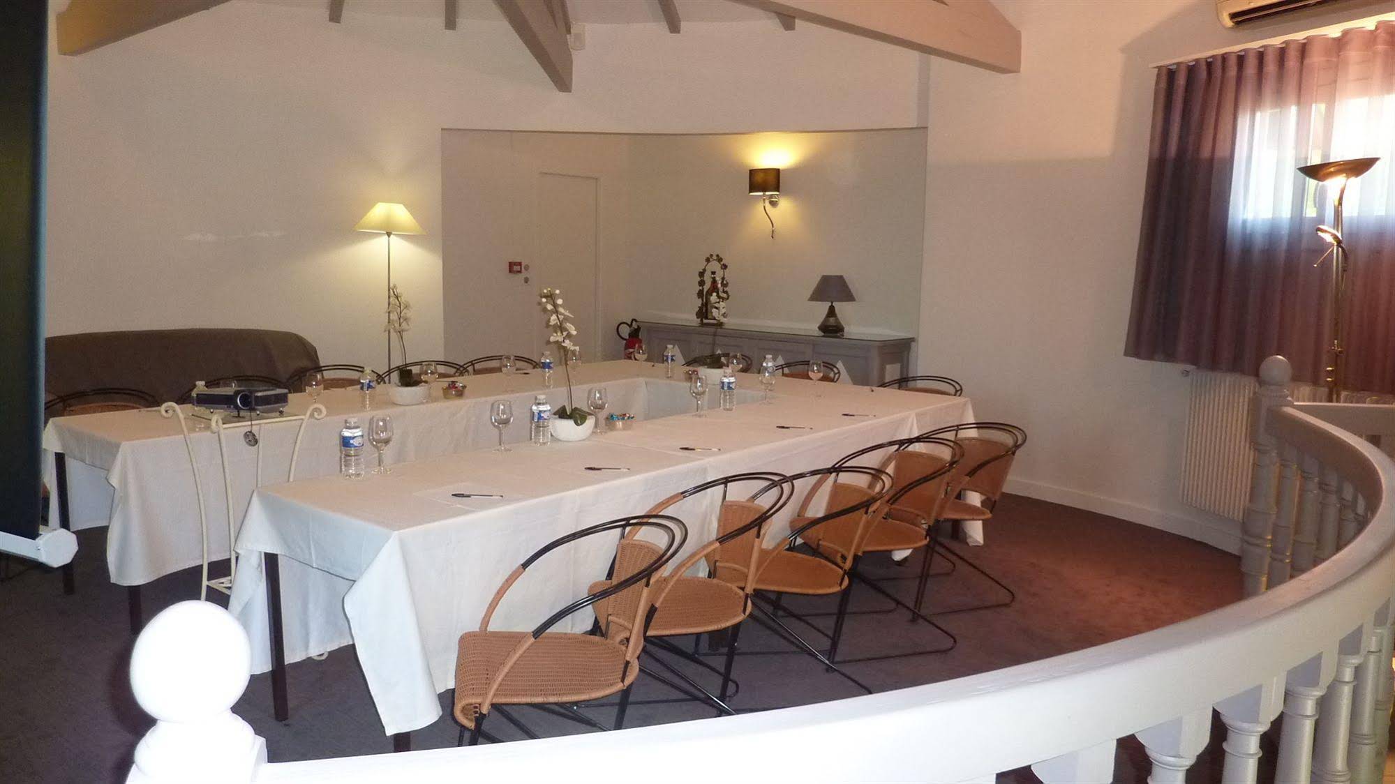 Les Criquets Hôtel-Restaurant-Spa