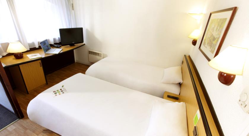 Ampaline Boulazac Hotel