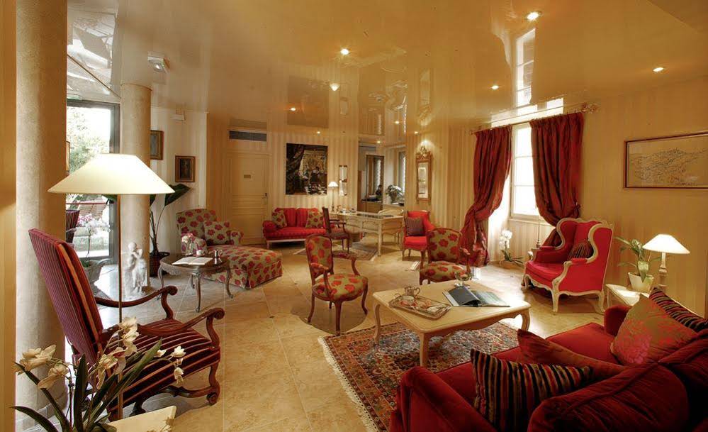 Au Grand Hôtel De Sarlat - Pavillon Clos la Boetie