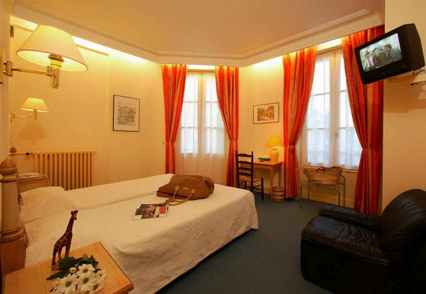 Hôtel Montaigne