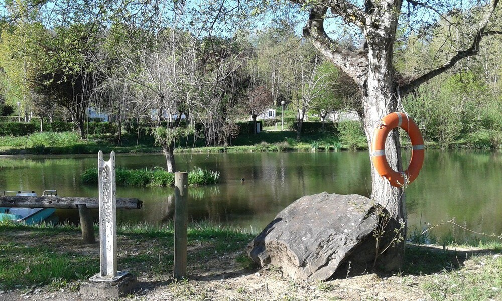 Camping le Repaire - Les Chalets