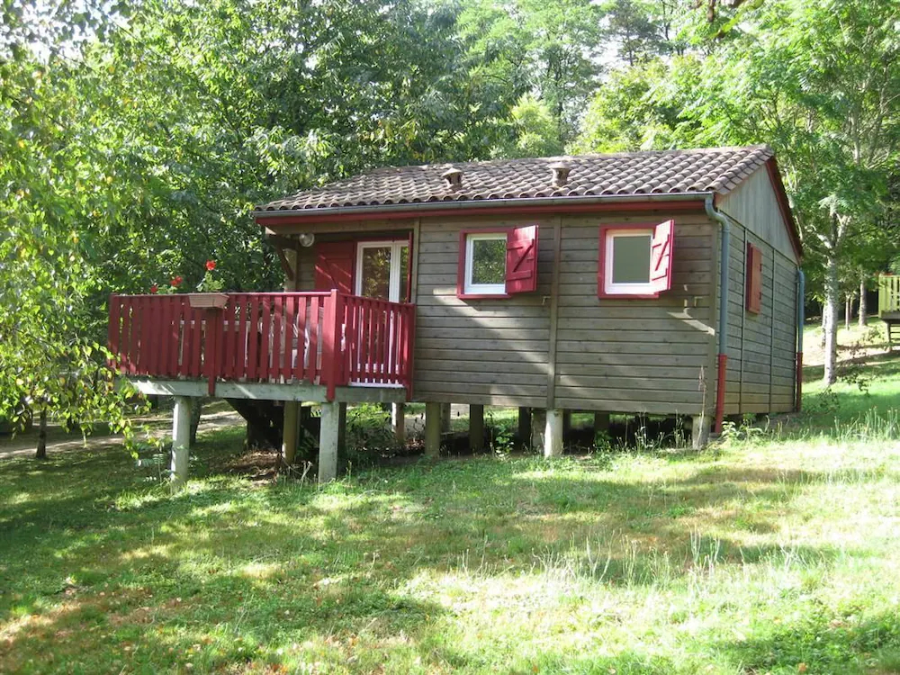 Camping le Repaire - Les Chalets