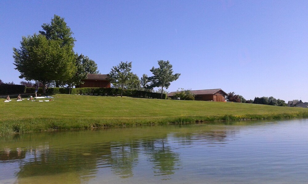 Camping le Repaire - Les Chalets