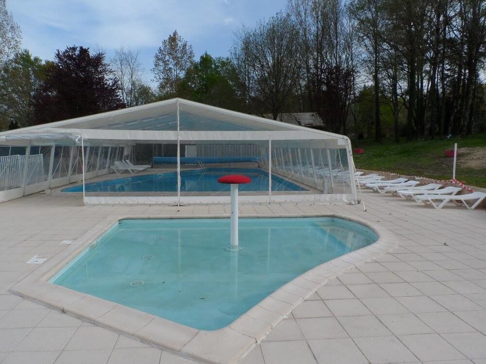 Camping le Repaire - Les Chalets