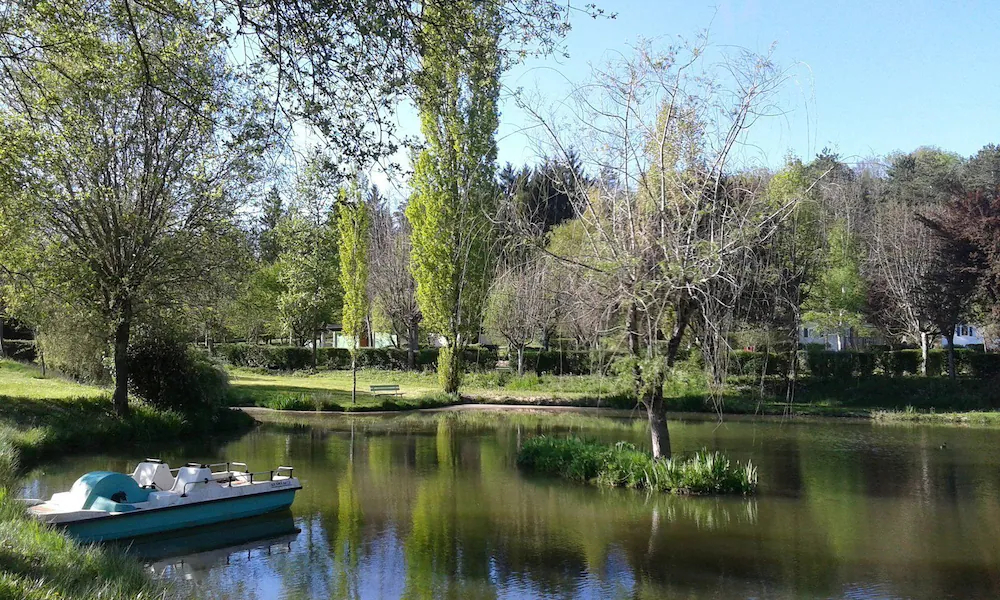 Camping Le Repaire - Tente Aménagée