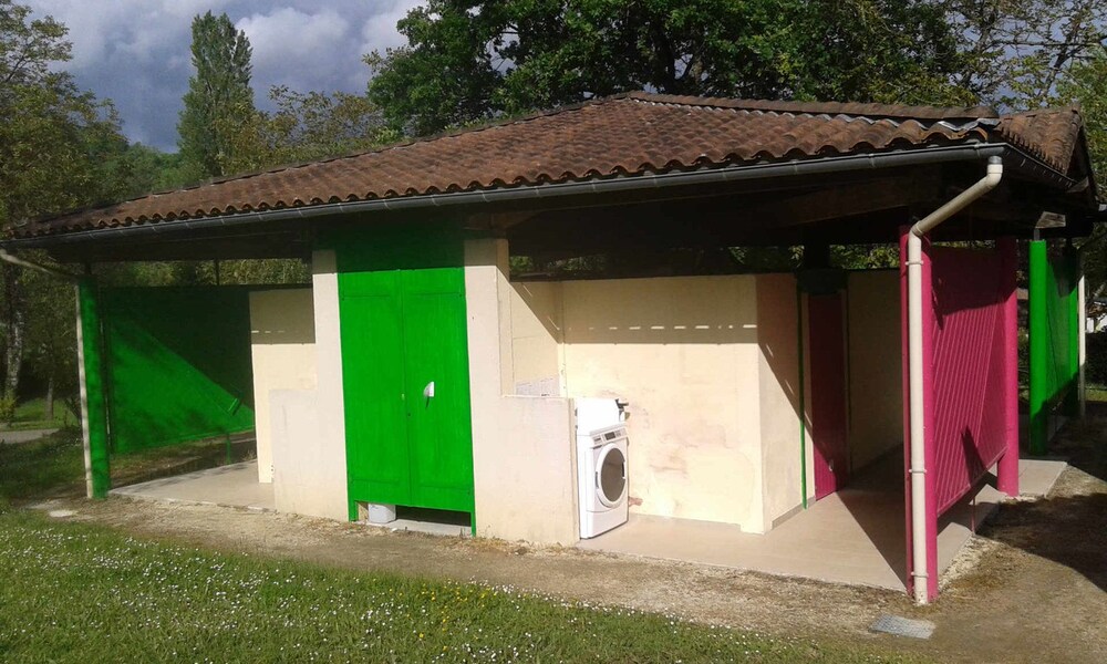 Camping Le Repaire - Tente Aménagée