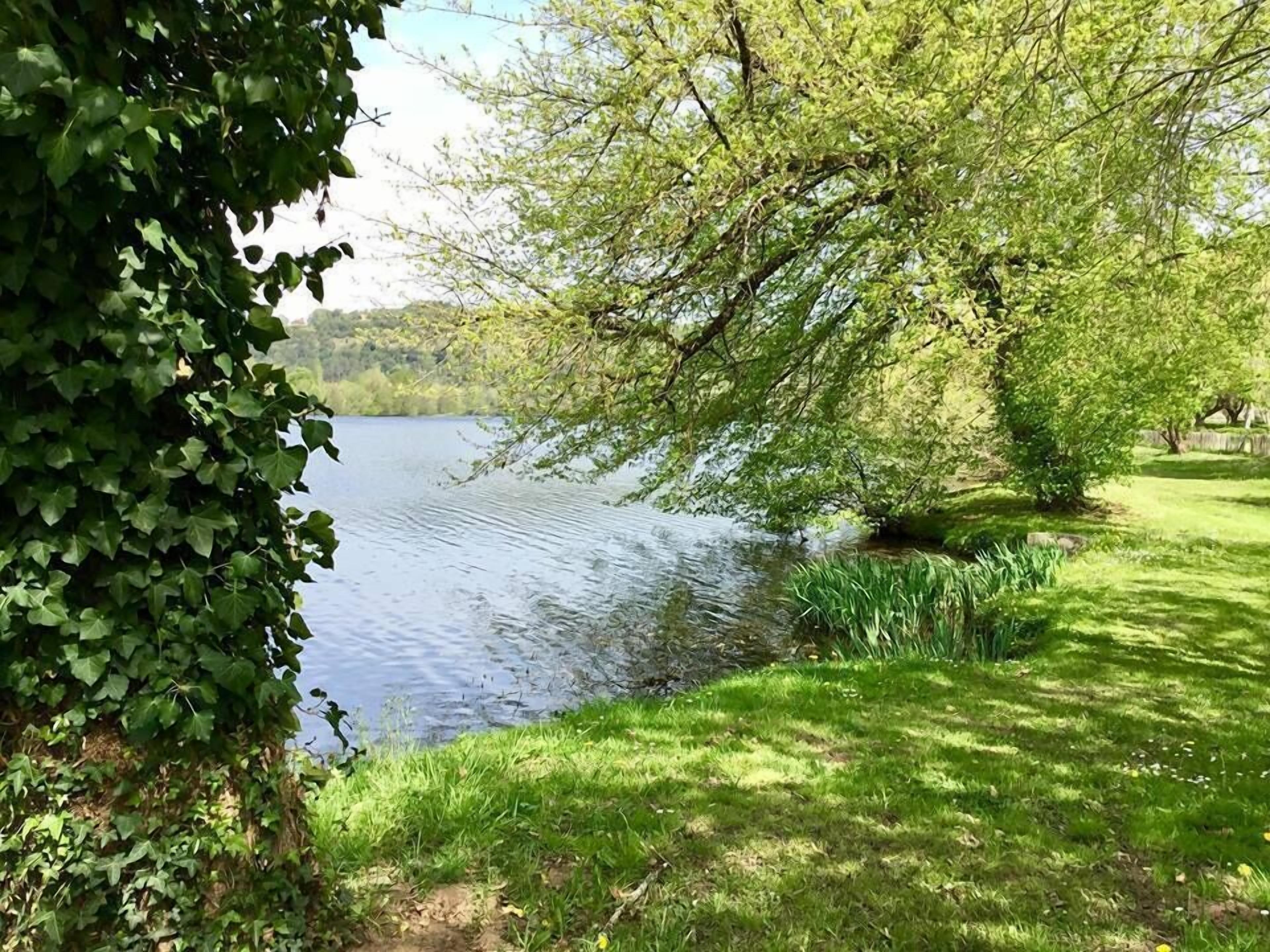 Camping Les Berges De La Dordogne
