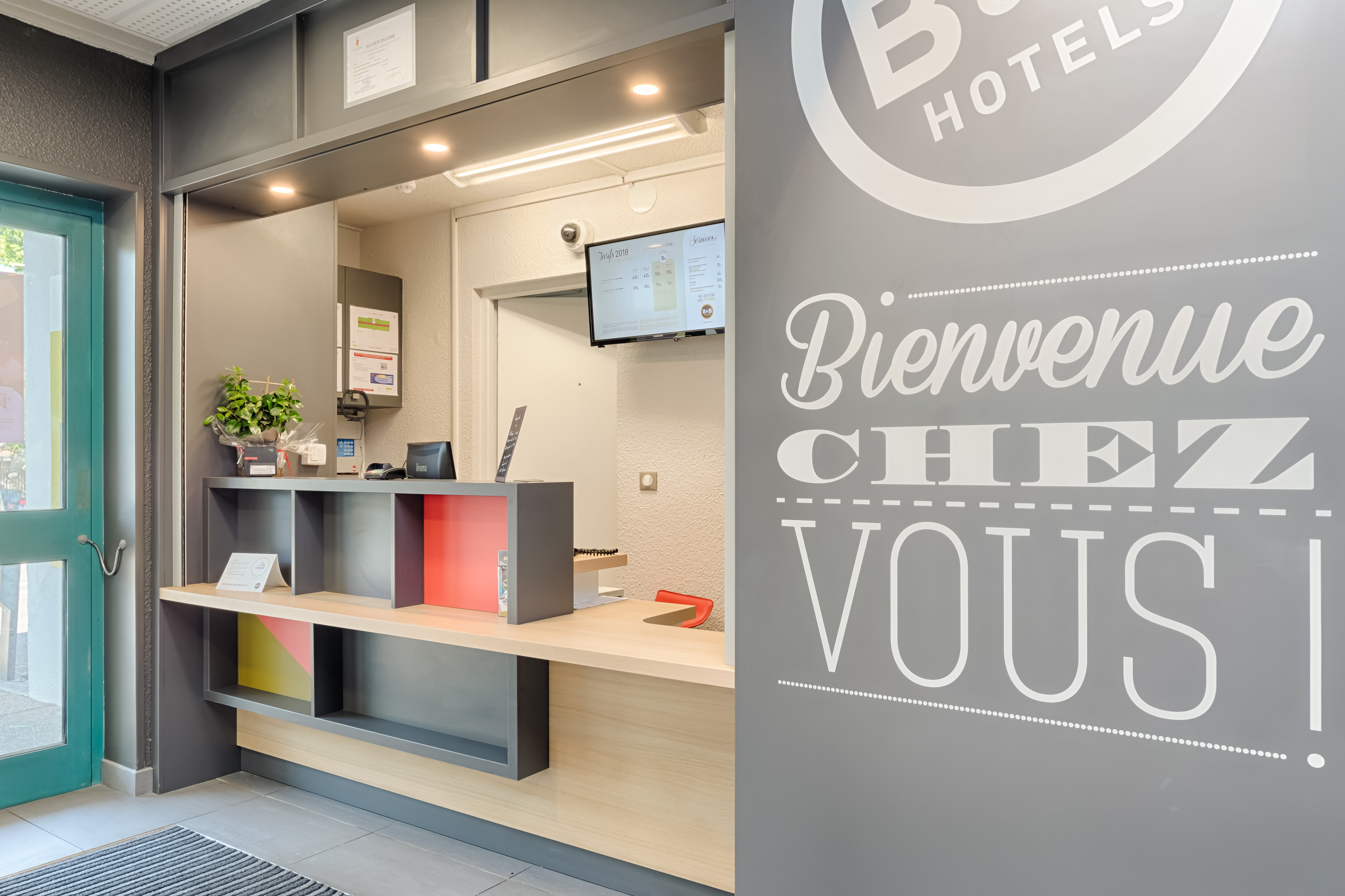 B&B Hotel AIX-EN-PROVENCE Pont de l'Arc