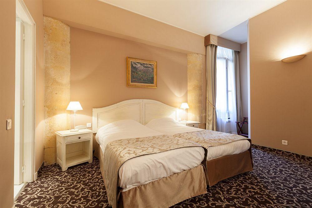 Des Augustins