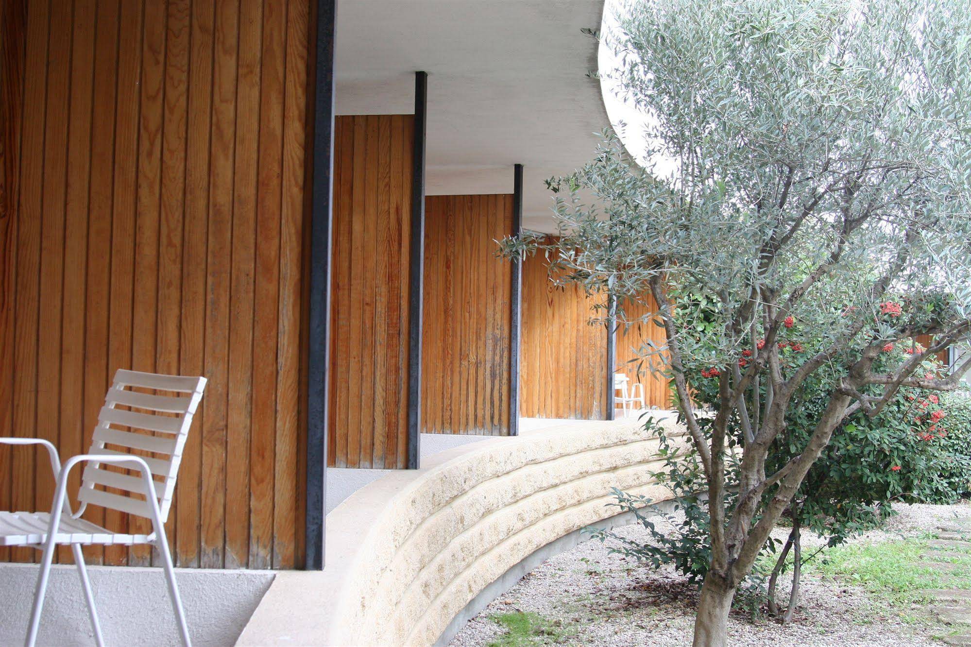Hôtel  Les Cabanettes