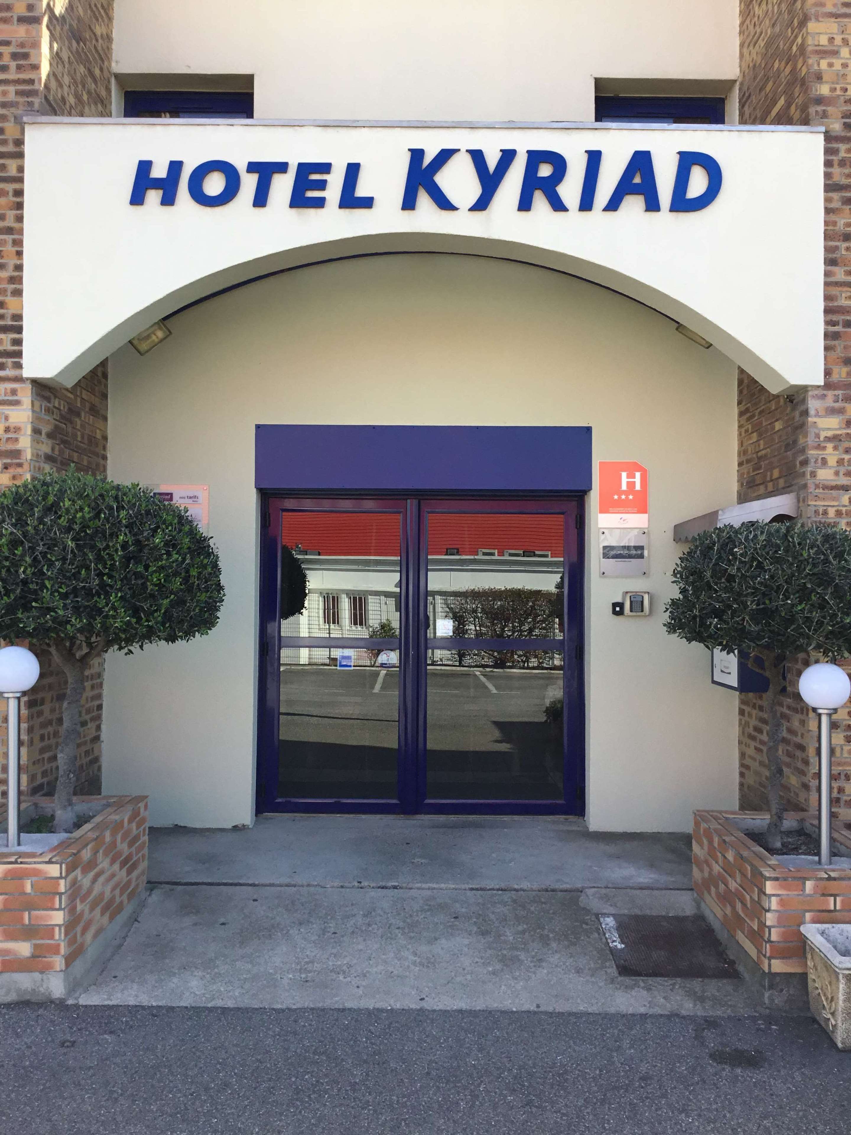 Kyriad Arles