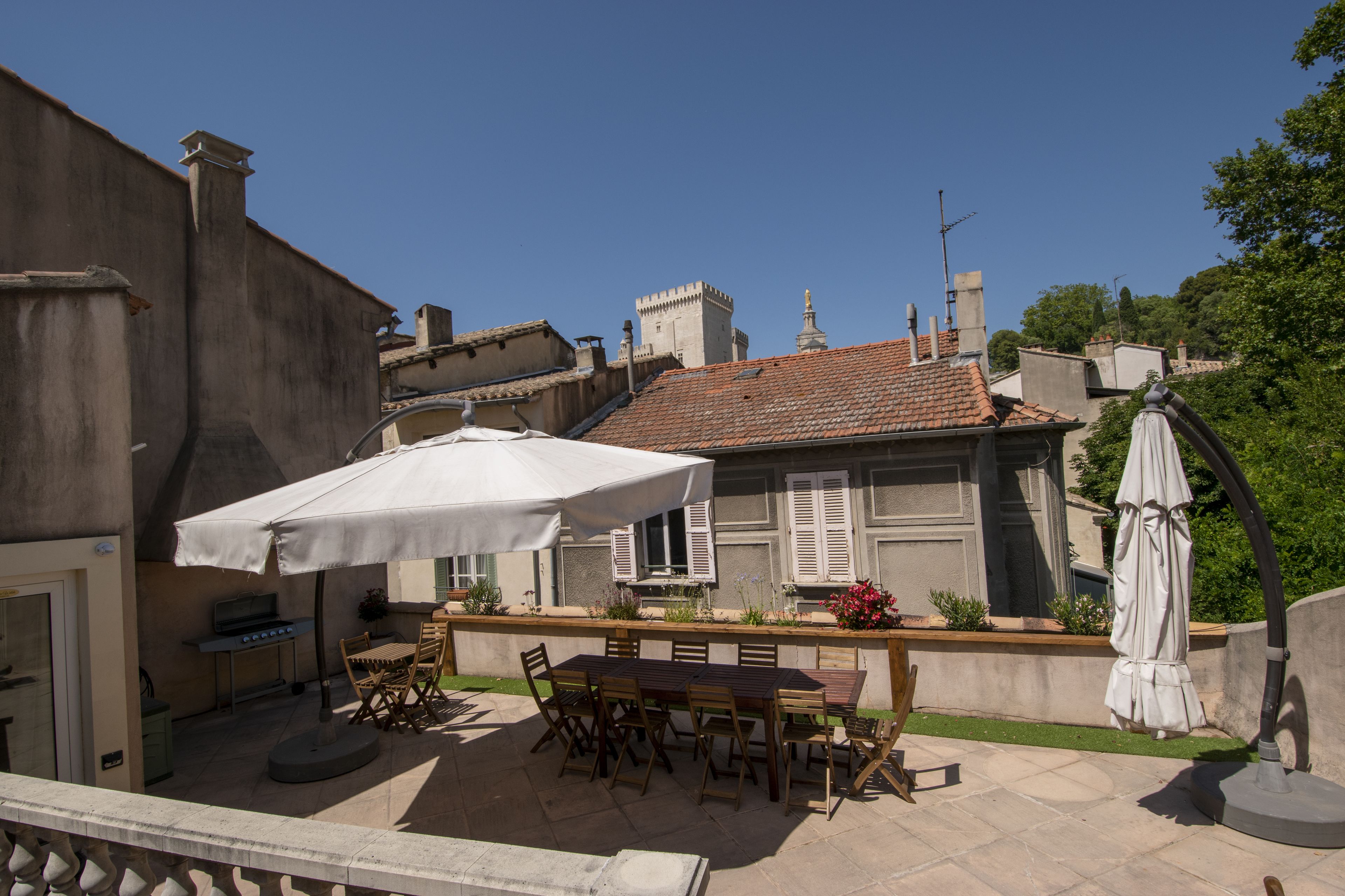 A l'ombre du Palais
