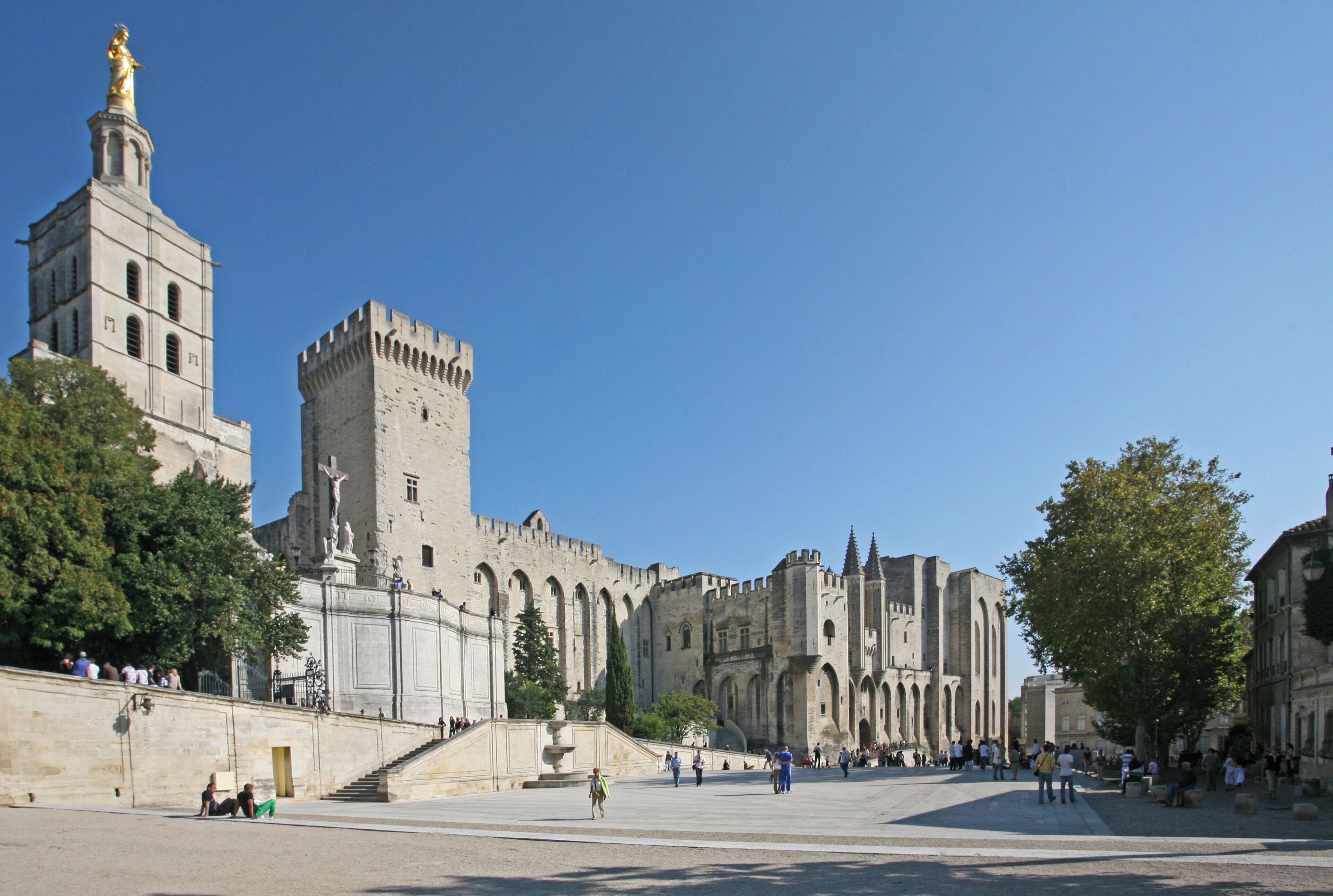 A l'ombre du Palais