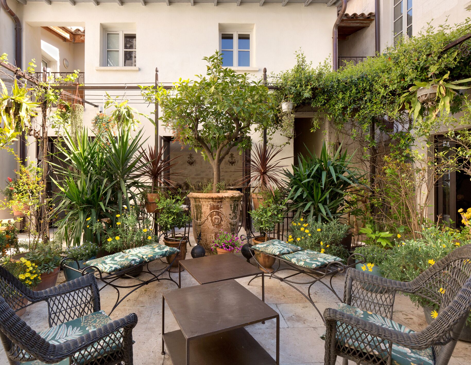 Aux Augustins