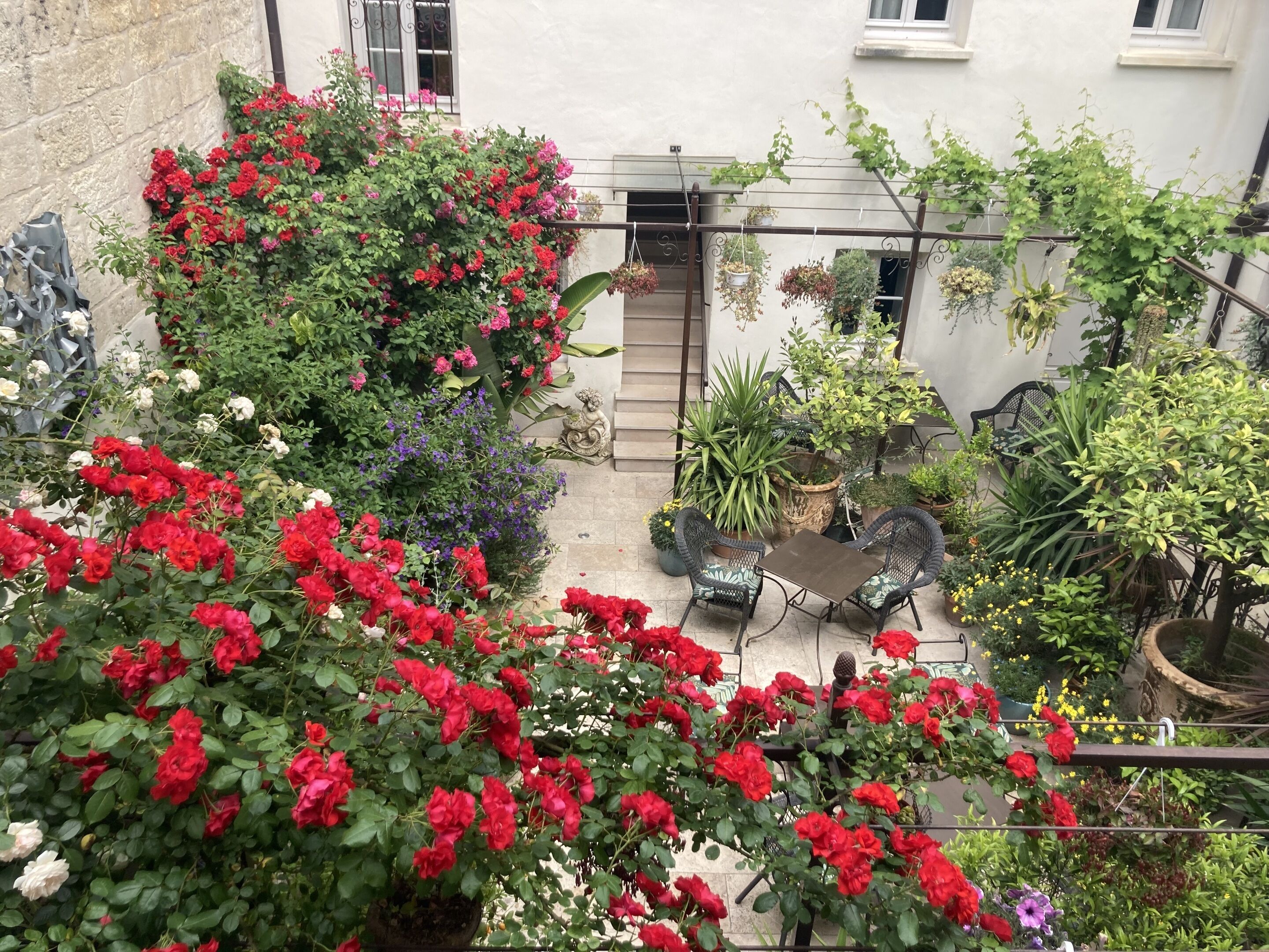 Aux Augustins