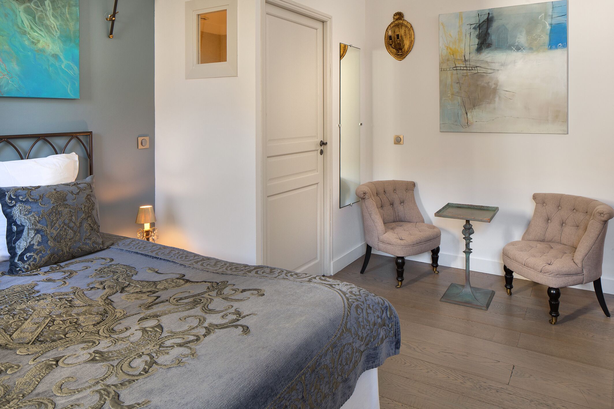 Aux Augustins