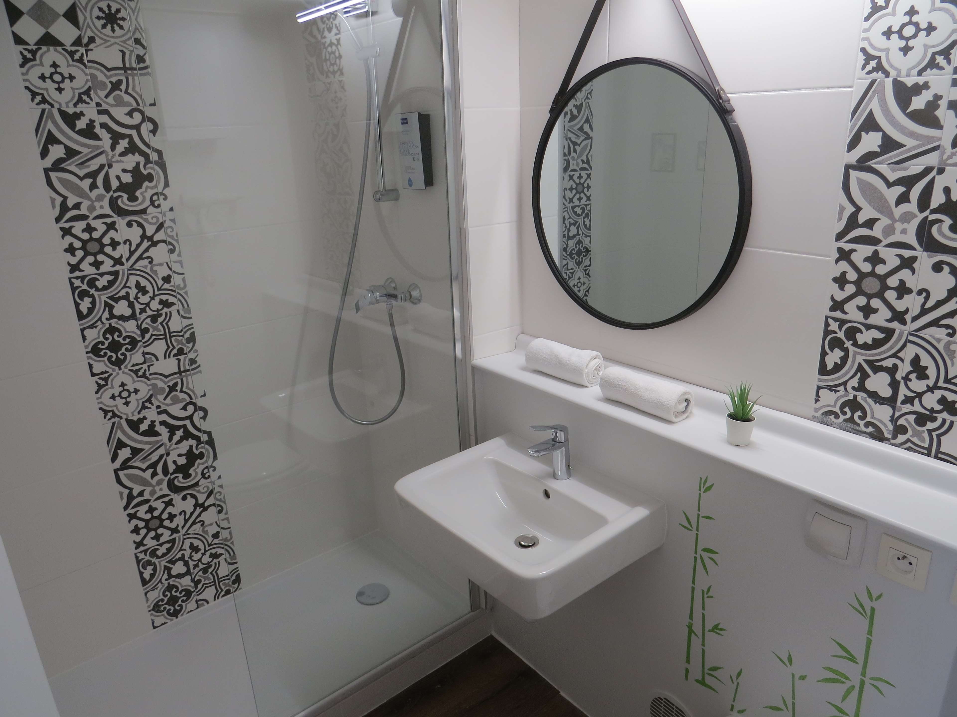 Hotel Kyriad Avignon - Centre Commercial Cap Sud
