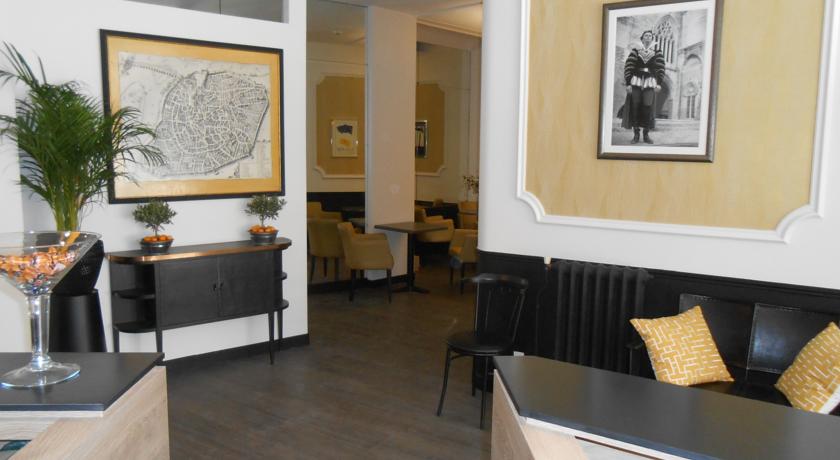 Regina Hotel