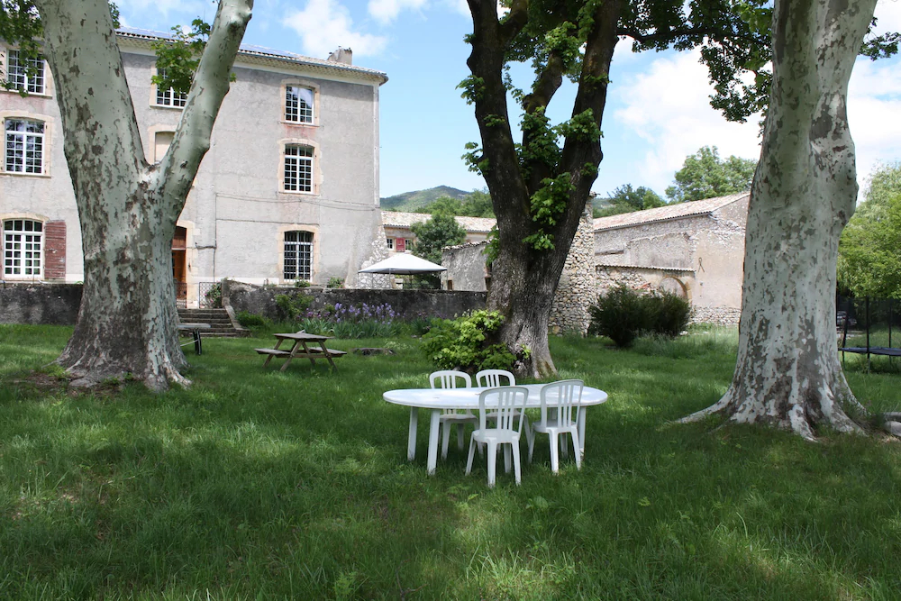 Chateau De Noyers