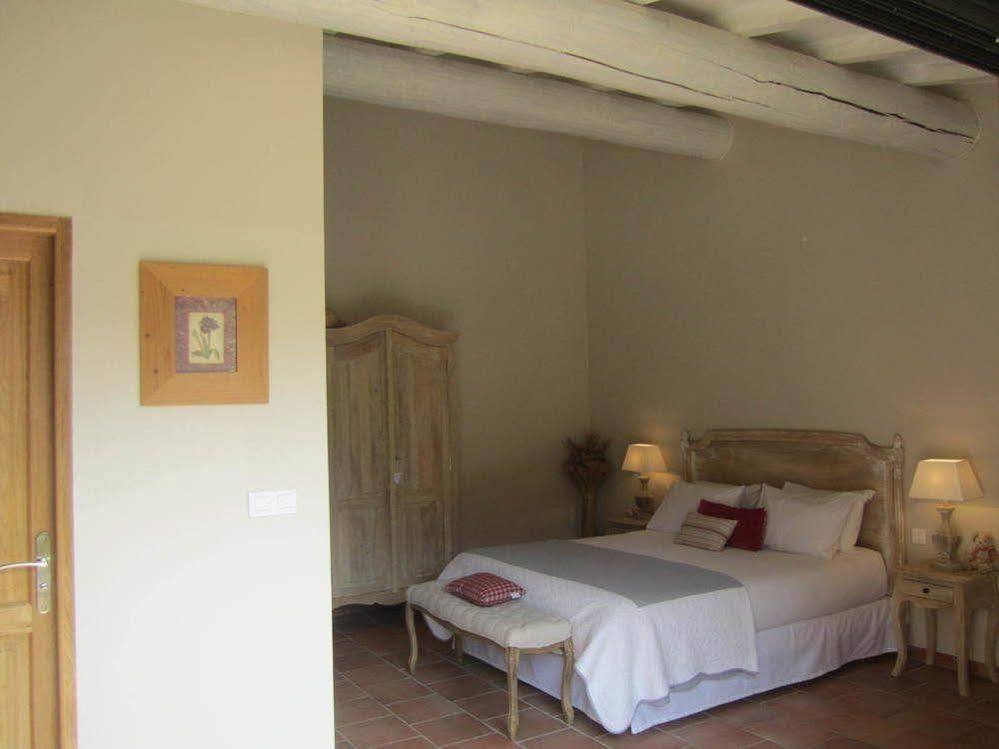 Le Clos Des Cypres