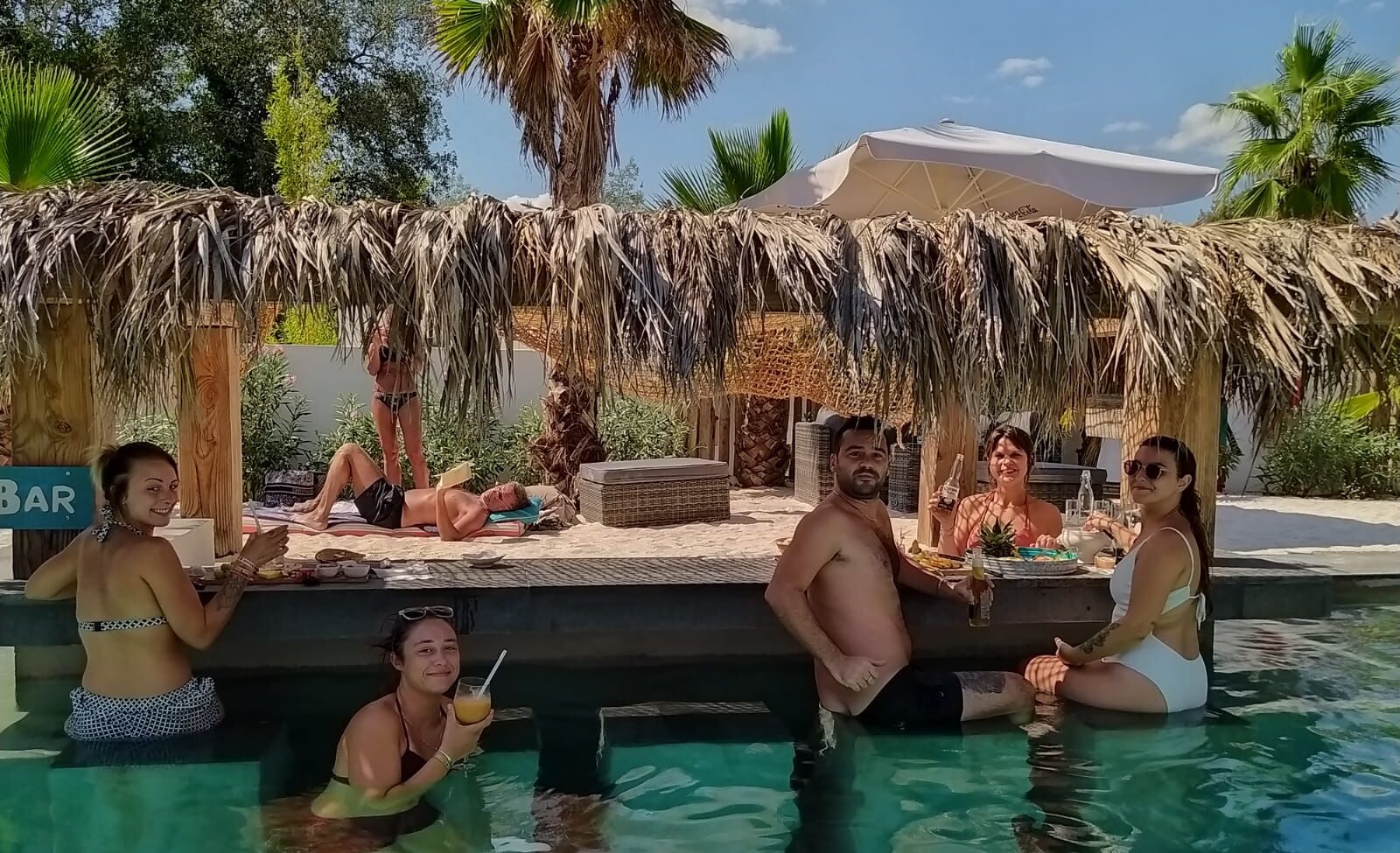 Costa Ba-Hia