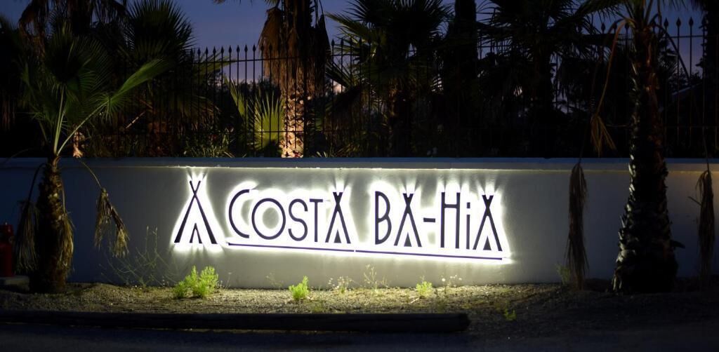 Costa Ba-Hia