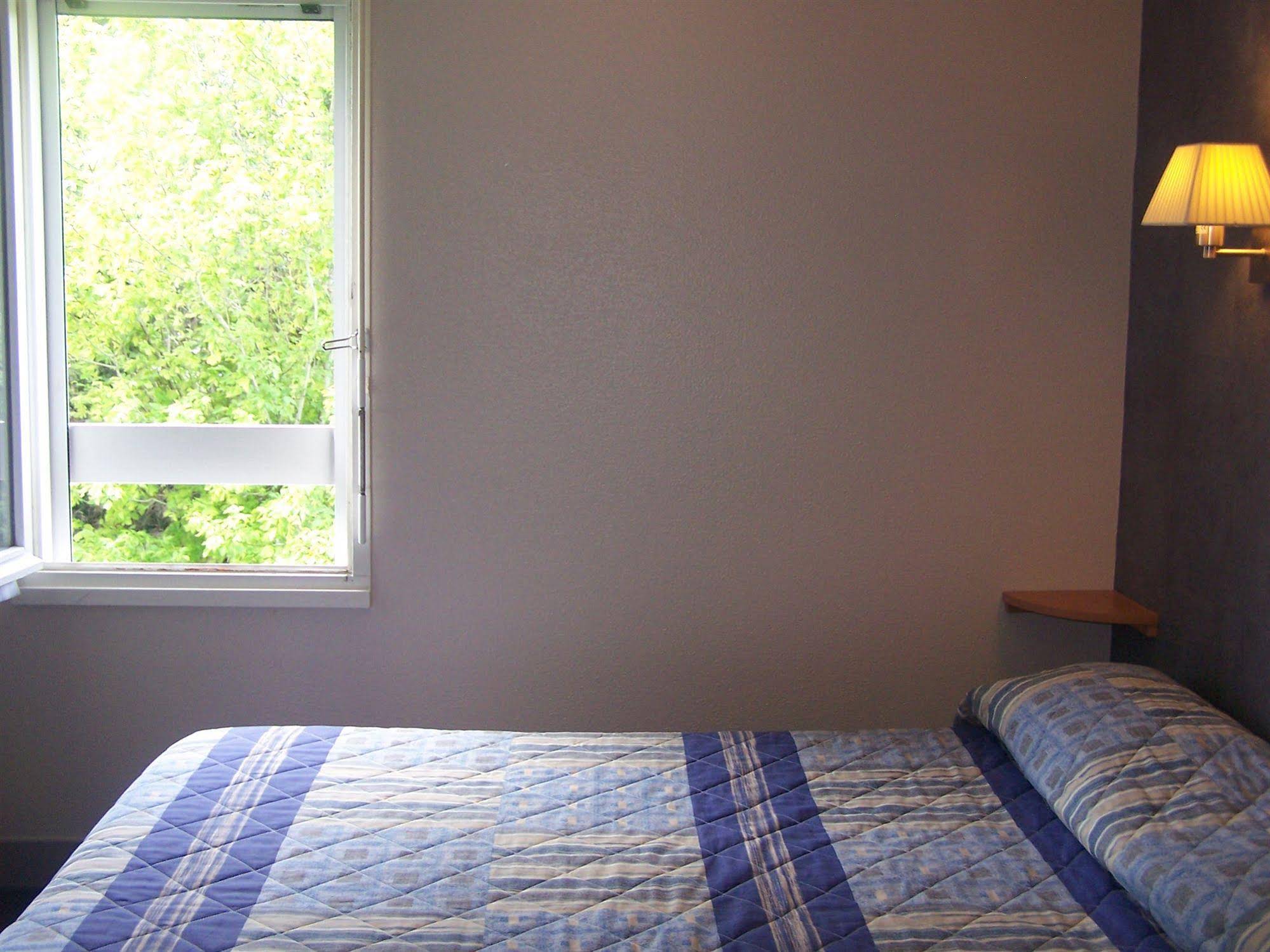 Fasthotel Avignon Nord Le Pontet