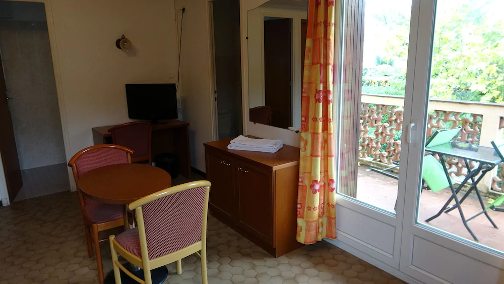 Hotel Charles