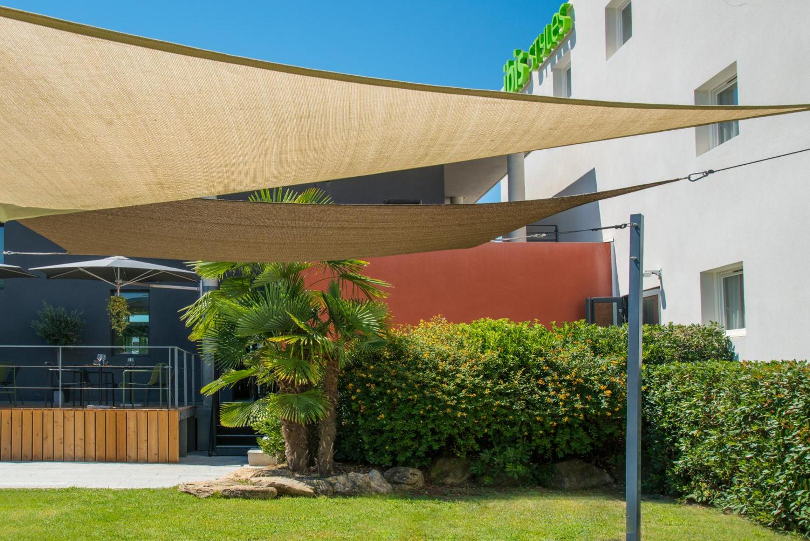 ibis Styles Pertuis Portes du Luberon
