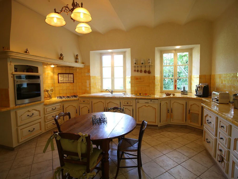 Maison De Chagnol