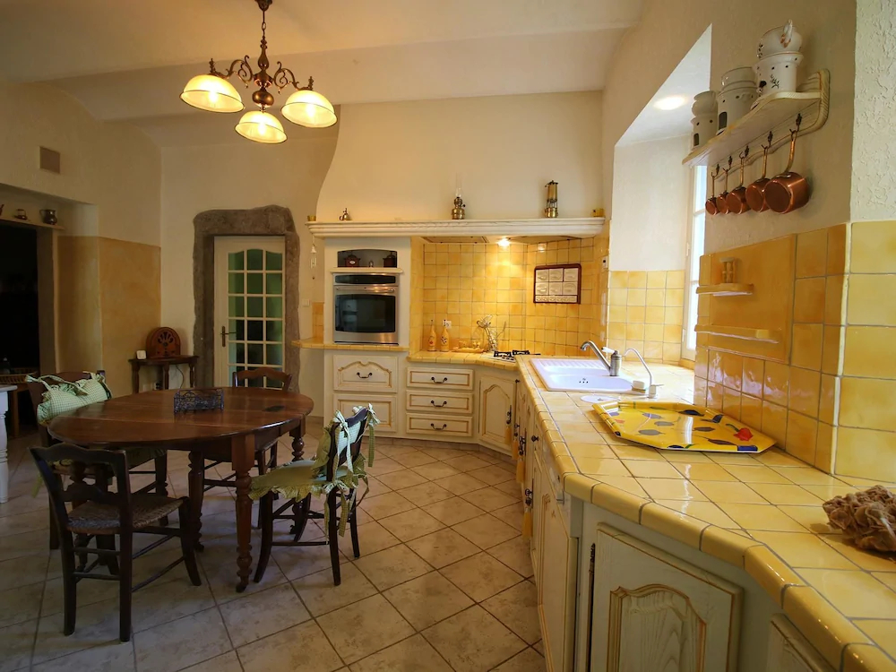 Maison De Chagnol