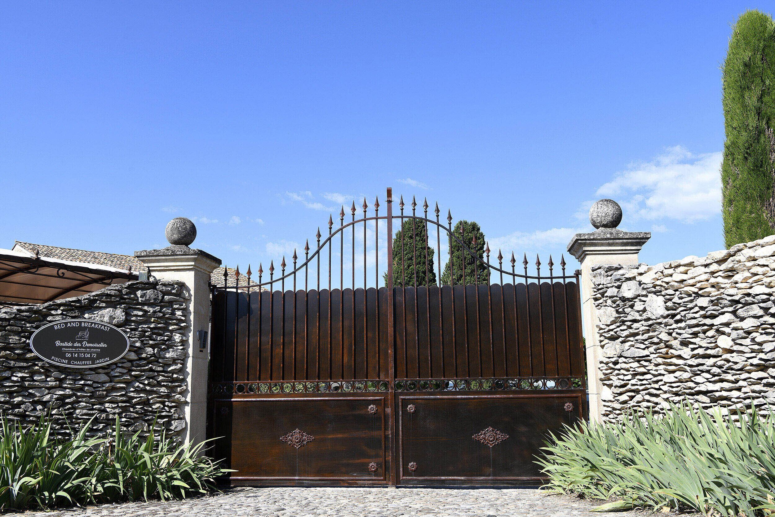 La Bastide Des Demoiselles