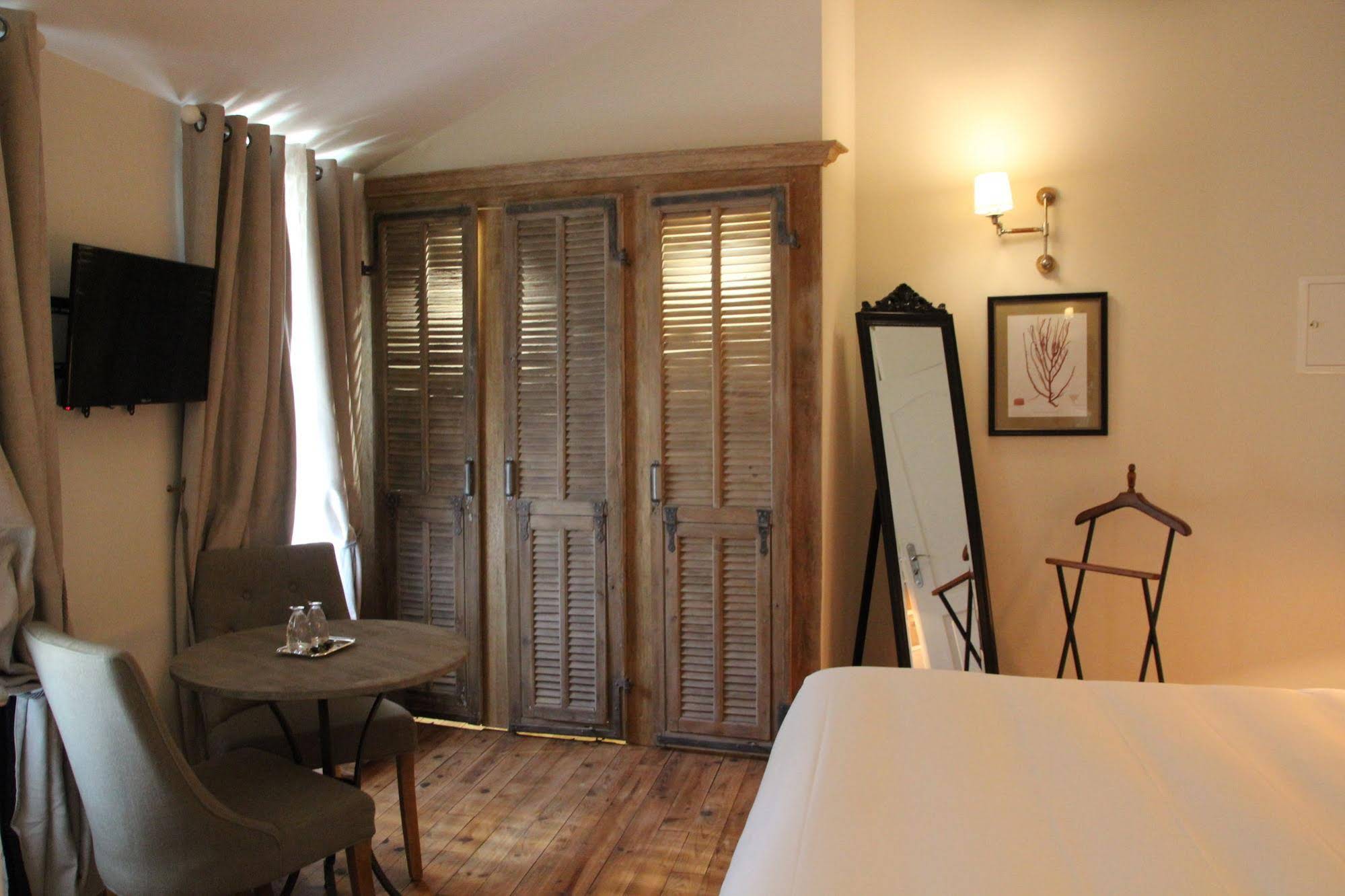 Les Chambres des Variétés