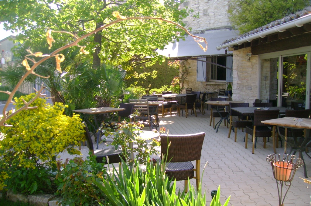 Auberge de Tavel
