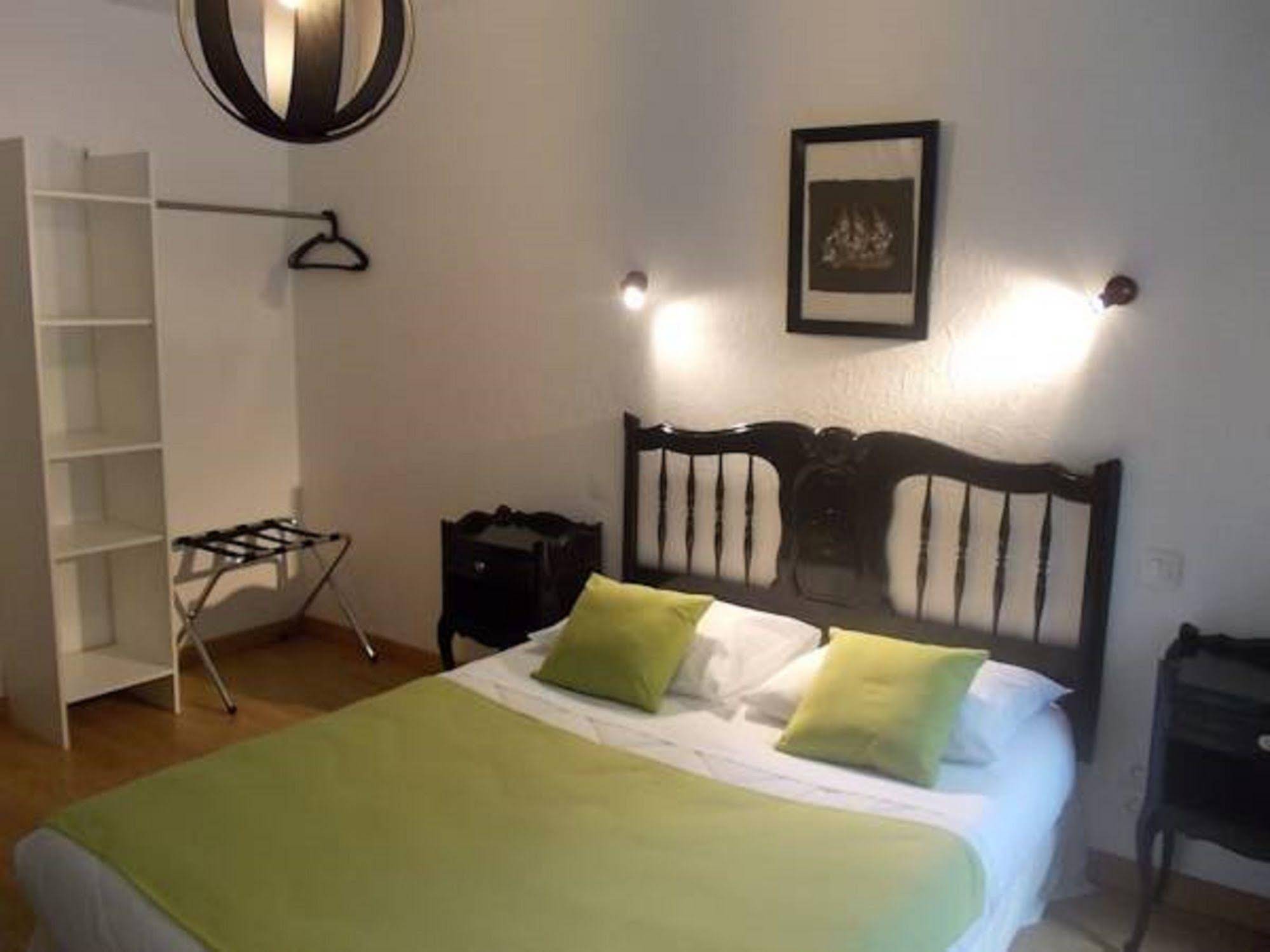 Hotel Clementenia