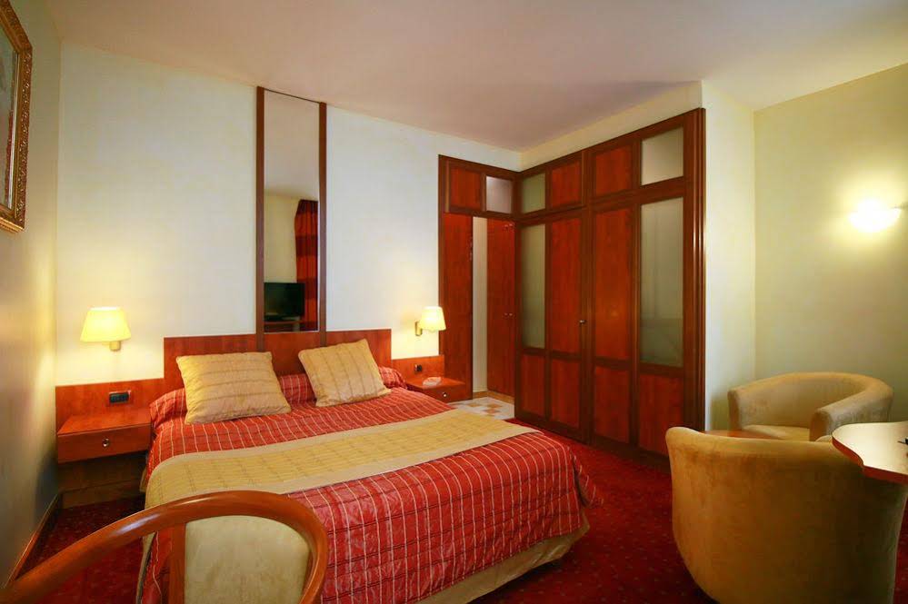 Hotel d'Etigny