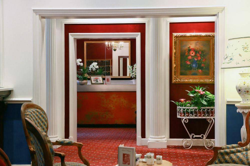 Hotel d'Etigny