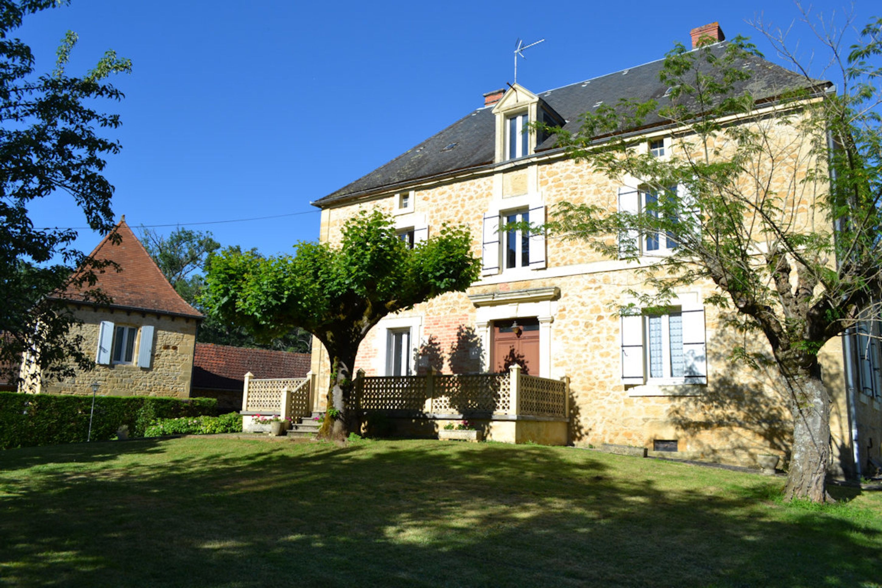Le Castelat De Julienna