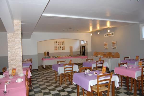 Logis Hôtel Le Petit Manoir & Restaurant La Tonelle