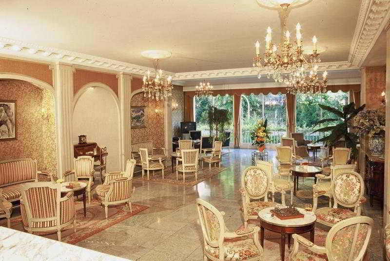Hotel Excelsior
