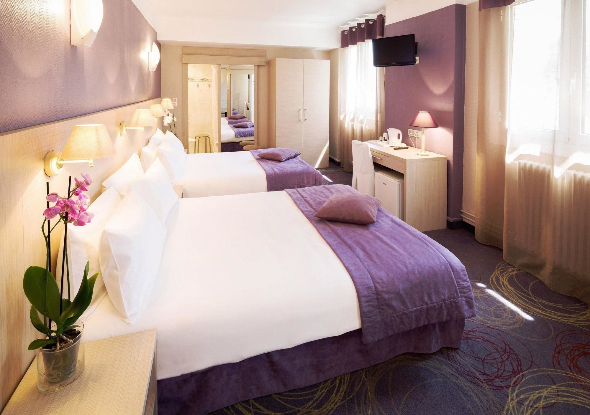 Quality Hotel Christina Lourdes