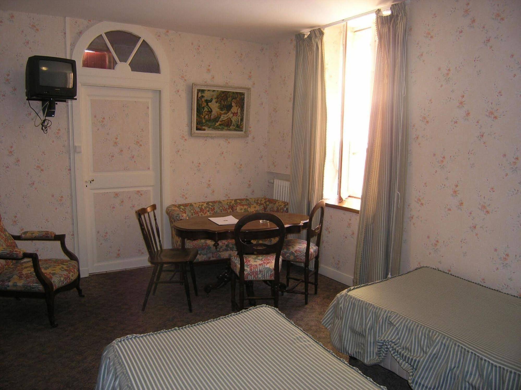 Hôtel Le Commerce